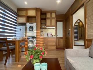 Cho thuê căn hộ 1 phòng ngủ linh lang,đào tấn.đầy đủ tiện nghi,pccc,oto đỗ cửa. 0833 811 ***