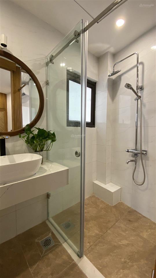 Cho thuê căn hộ 1 phòng ngủ linh lang,đào tấn.đầy đủ tiện nghi,pccc,oto đỗ cửa. 0833 811 ***