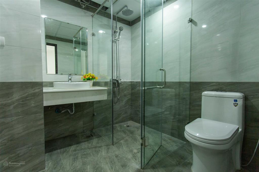 Cho thuê căn hộ sau tòa nhà sông đà, đầy đủ nội thất, máy giặt riêng, ban công rộng, diện tích 45m2
