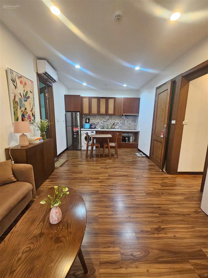 Cho thuê căn hộ 1n1k đào tấnlinh lang, diện tích 45m2, thoáng sáng, giá từ 10tr/th.  0833 811 ***