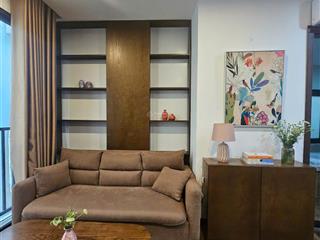 Cho thuê căn hộ 1n1k đào tấnlinh lang, diện tích 45m2, thoáng sáng, giá từ 10tr/th.  0833 811 ***