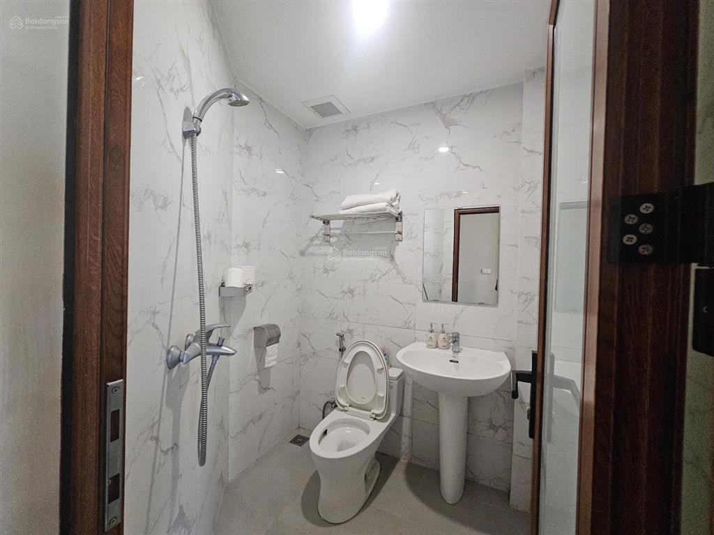 Chính chủ cho thuê ccmn trần thái tông, cầu giấy, đủ nội thất, giá 7tr/th.  0833 811 ***