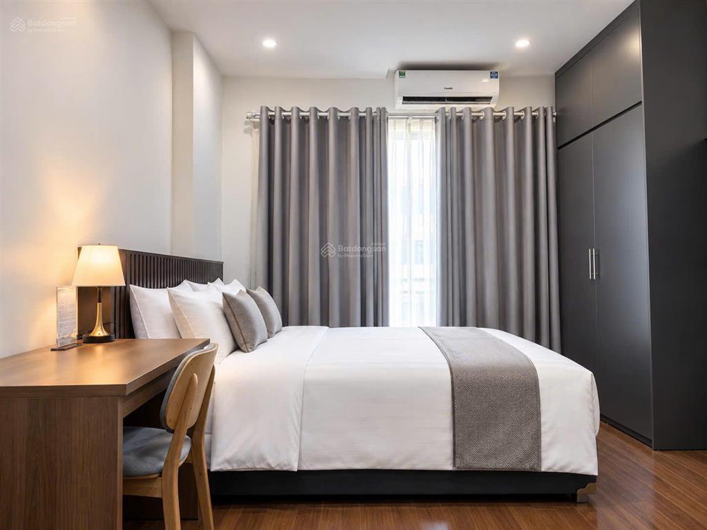 Cho thuê studio 33m2 full đồ, ban công thoáng phố đào tấn  ba đình