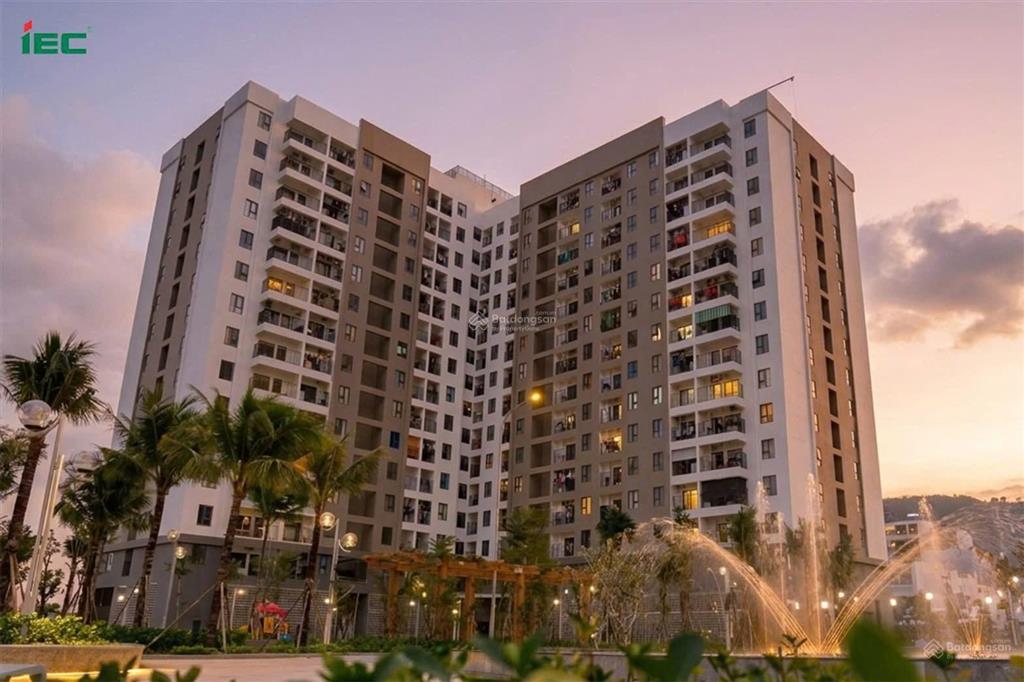 Có nhà  có đất  đóng thuế tncn  hộ khẩu ngoài tỉnh vẫn mua được nhà ở xã hội tại quy nhơn. 
