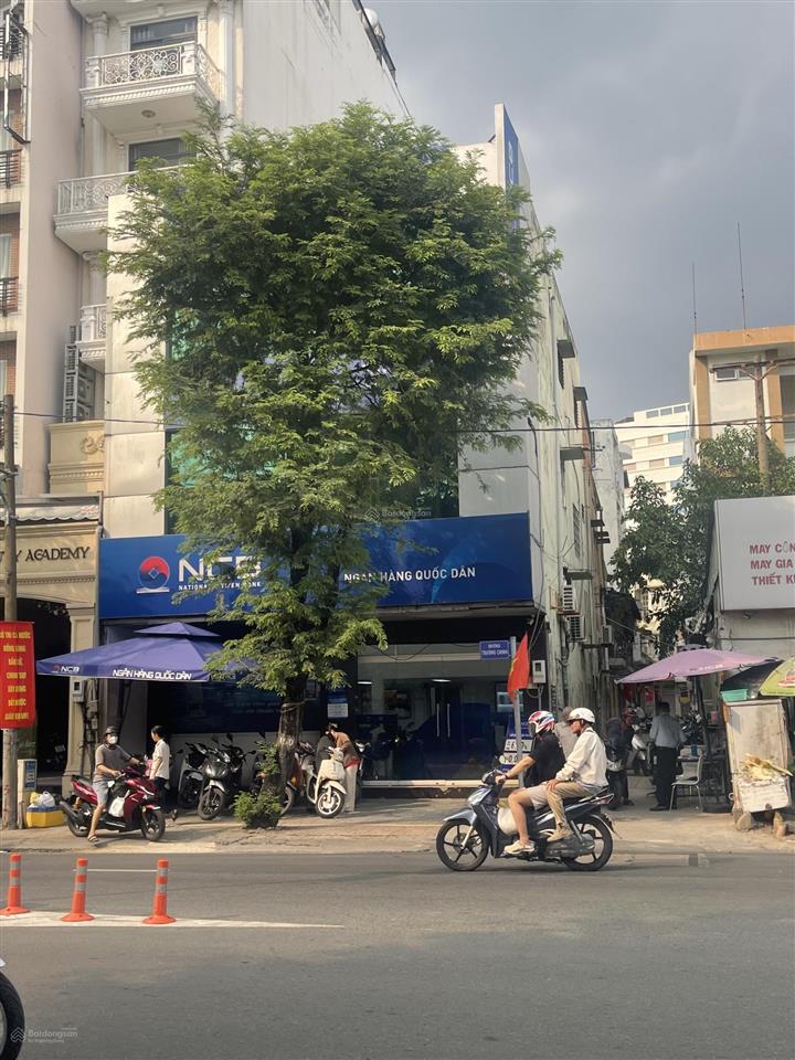 8x17m cho thuê góc 2 mặt tiền trường chinh, p13, tân bình. tiện kinh doanh đa ngành