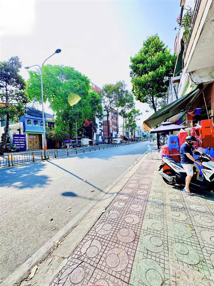 Cho thuê mặt tiền lê hồng phong 4 tầng 8x15m