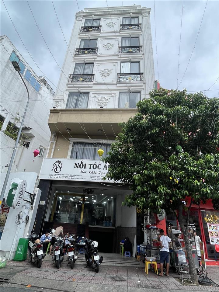 Tòa nhà mặt tiền mai thị lựu quận 1