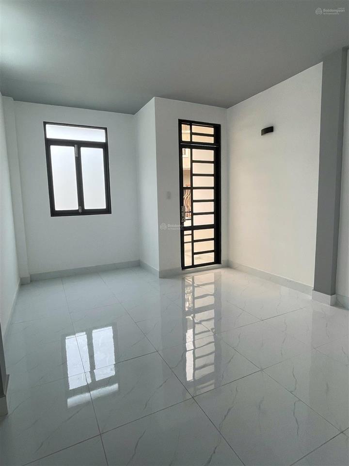 Cho thuê nhà mới đẹp 68 thái phiên p2 q11