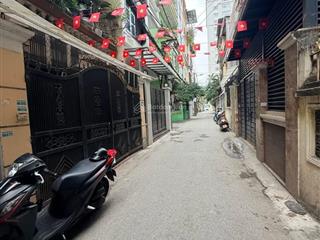 Bán nhà trung tâm đống đa6 tầng thang máykinh doanh sầm uấtdt47mmt4.5m17.5 tỷ