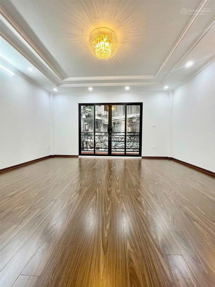 Bán gấp nhà riêng 45m2, 6 tầng, thang máy chỉ 10,5 tỷ tại kim giang, thanh liệt, thanh trì, hn
