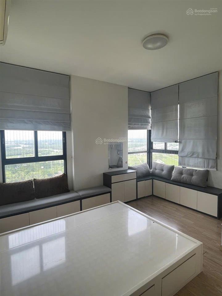 Cho thuê căn góc view sông a1 giá 9,5 triệu, 75m2, 2pn, 2wc, hàng hot bao đẹp.