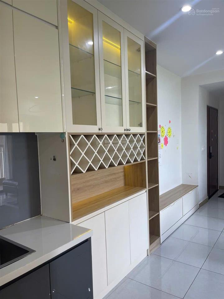 Cho thuê căn góc view sông a1 giá 9,5 triệu, 75m2, 2pn, 2wc, hàng hot bao đẹp.