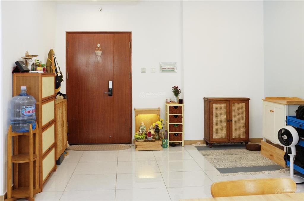 Căn 2pn 85m2  ban công dài  quận 7  vcb hỗ trợ vay 60% giá chỉ 3,7 tỷ, phòng khách siêu rộng