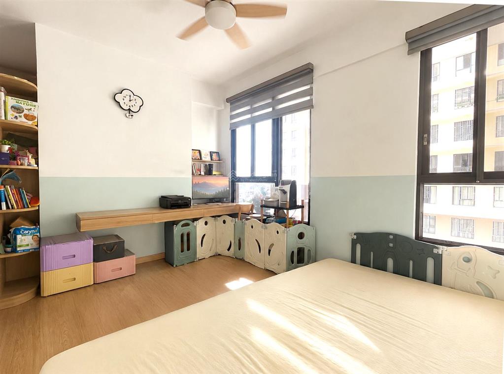 Căn 2pn 85m2  ban công dài  quận 7  vcb hỗ trợ vay 60% giá chỉ 3,7 tỷ, phòng khách siêu rộng