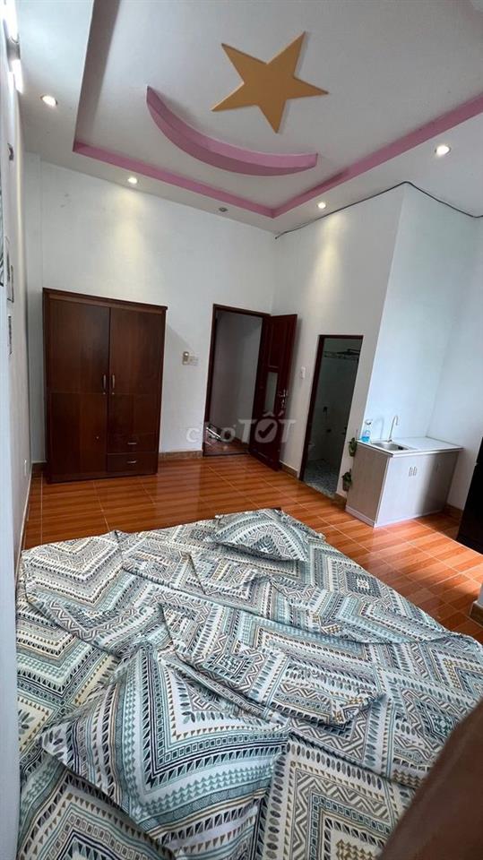 Chính Chủ Cho Thuê Phòng Ban Công Nội Thất Cao Cấp 725 Trường Chinh