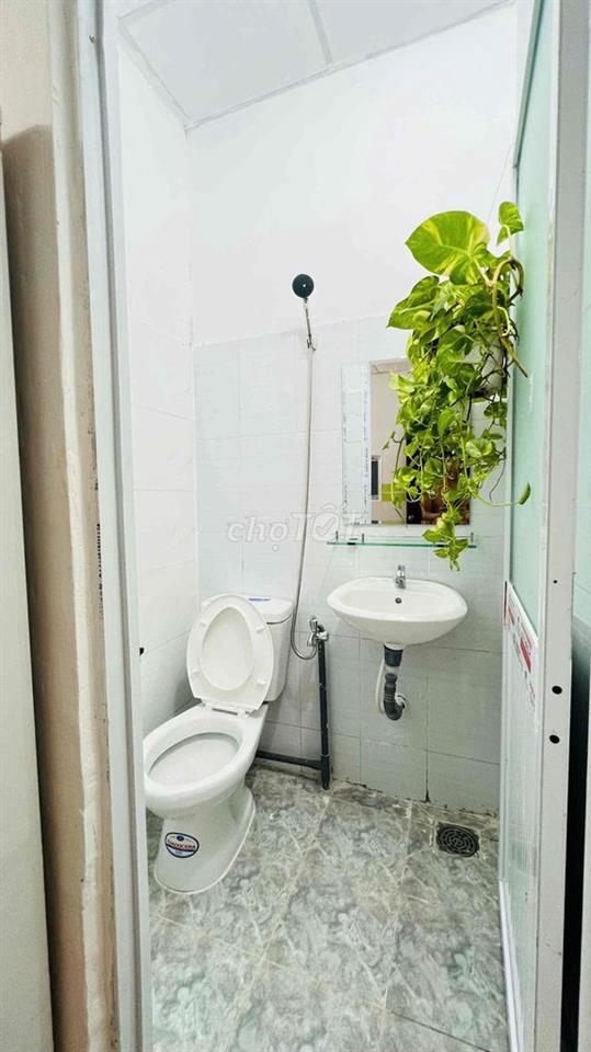 Chính Chủ Cho Thuê 2tr3 Lầu 1 thông thoáng