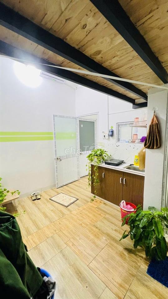 CHÍNH CHỦ CHO THUÊ PHÒNG GÁC  GẦN CVPM QUANG TRUNG Giá 2tr9 Ở NGAY
