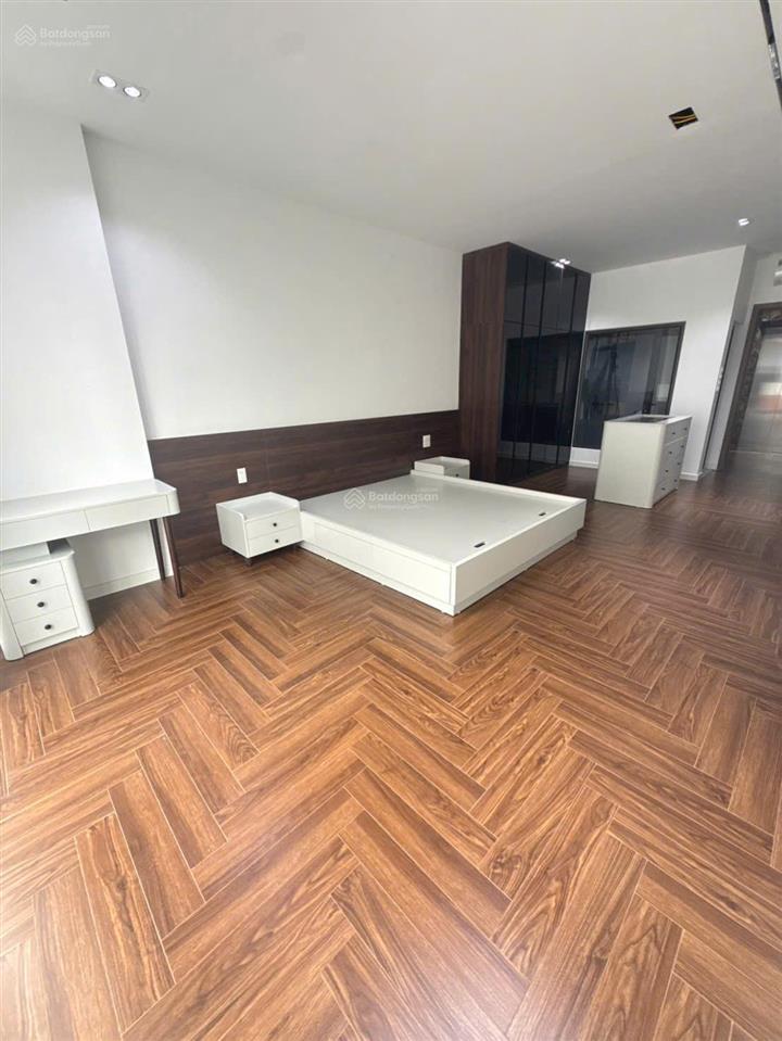 Bán tòa building 6 tầng đường vạn xuân, vừa ở kết hợp văn phòng, kinh doanh, nt cao cấp
