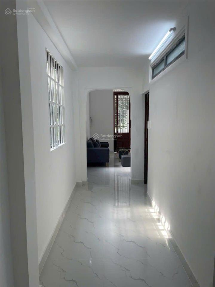 Nhà định hoà 1 trệt 1 lửng 2p ngủ sân xe hơi dt 5x18m thổ cư 60m2 đường xe hơi giá 1 tỷ 990tr