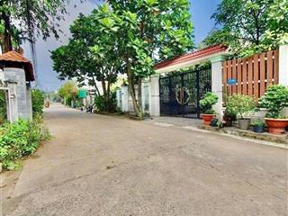 Định hoà giá 1.9 tỷ nhánh dx 71 thông ql13 đường 4m ôtô vivu dân cư hiện hữu dt 5x24m thổ cư 40m