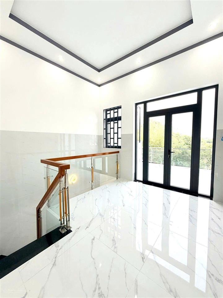 Bán nhà mới 100% 1 trệt 1 lâu  giá chỉ 2ty650tr 1/nguyễn văn thành chỉ 30mét xe ôtô vị trí đẹp