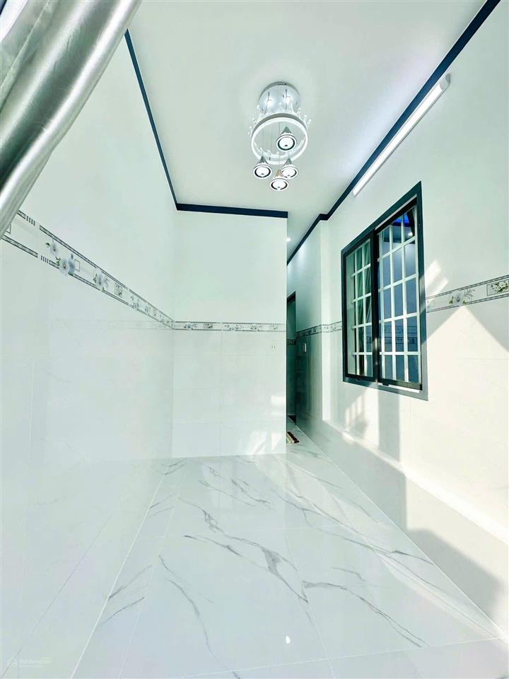 Nhà thủ dầu một giá chỉ 1tỷ 950tr 80m2 thổ cư 100% đường ôtô dân cư đông gần hết tiện ích