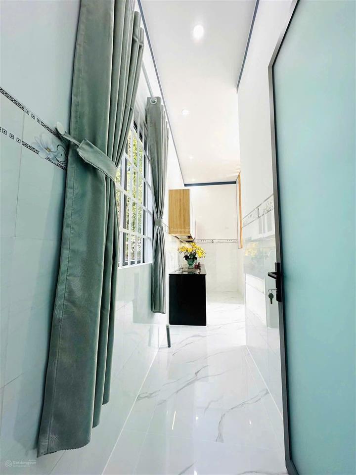 Nhà thủ dầu một giá chỉ 1tỷ 950tr 80m2 thổ cư 100% đường ôtô dân cư đông gần hết tiện ích