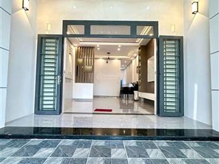 Nhà thủ dầu một giá chỉ 2 tỷ 080 triệu đường ô tô sân ô tô dân cư hiện hữu
