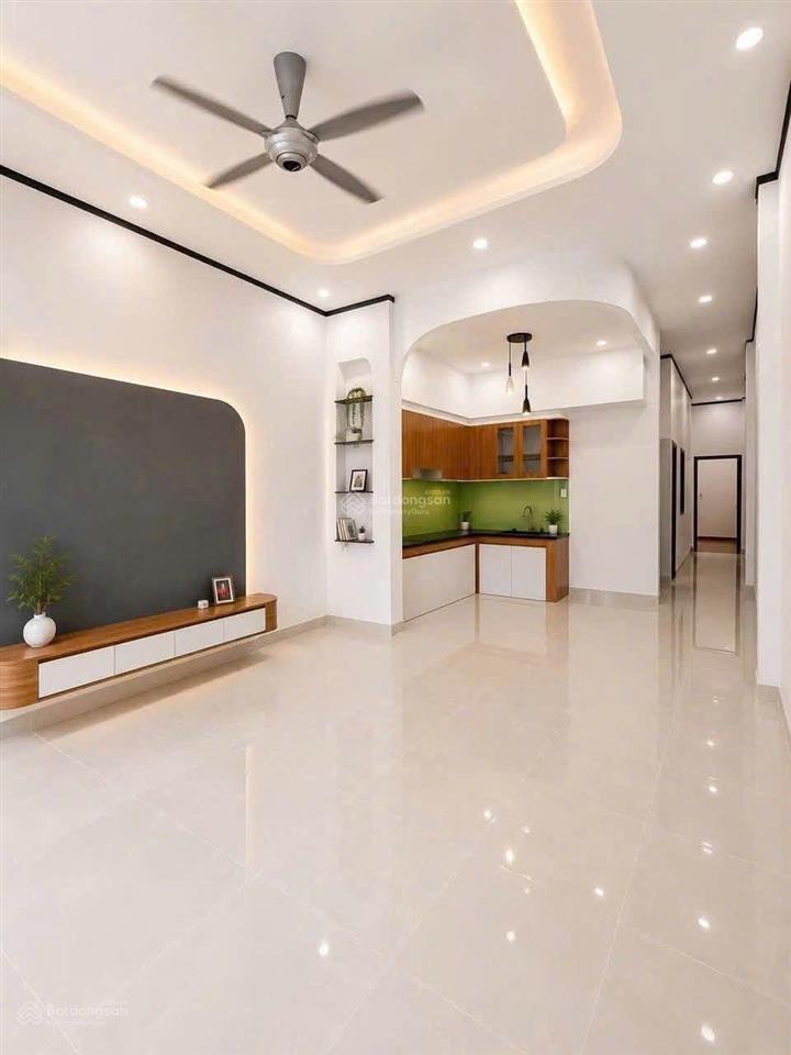 Nhà hiệp an giá chỉ 2tỷ 390tr mới 100% thủ dầu một đường rộng hơn 5m gần chợ bưng cầu dân đông đúc