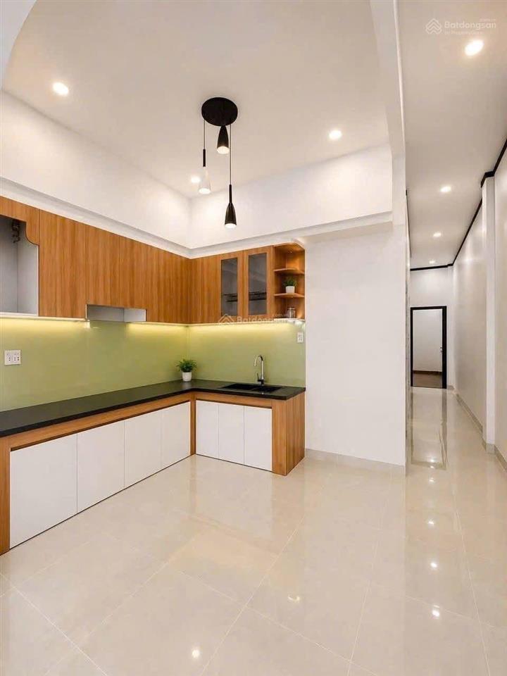 Nhà hiệp an giá chỉ 2tỷ 390tr mới 100% thủ dầu một đường rộng hơn 5m gần chợ bưng cầu dân đông đúc