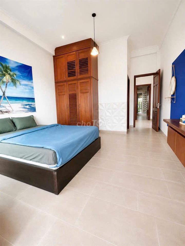 NHÀ 5 TẦNG VIEW BIỂN HÒN CHỒNG CHỈ 10,5 TỶ, ĐANG CHO THUÊ HOME STAY