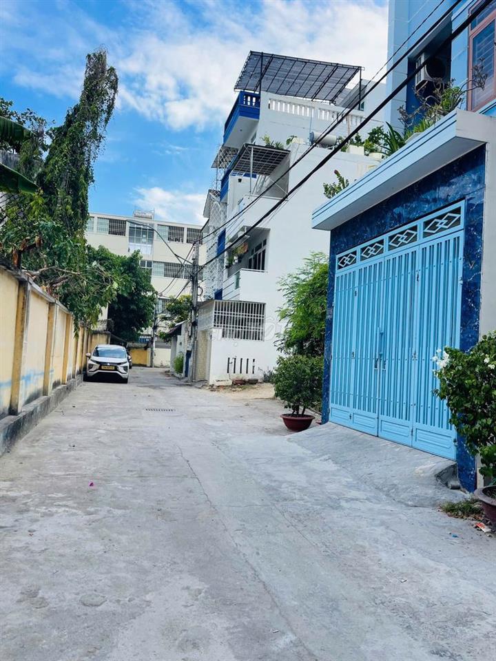 NHÀ 5 TẦNG VIEW BIỂN HÒN CHỒNG CHỈ 10,5 TỶ, ĐANG CHO THUÊ HOME STAY