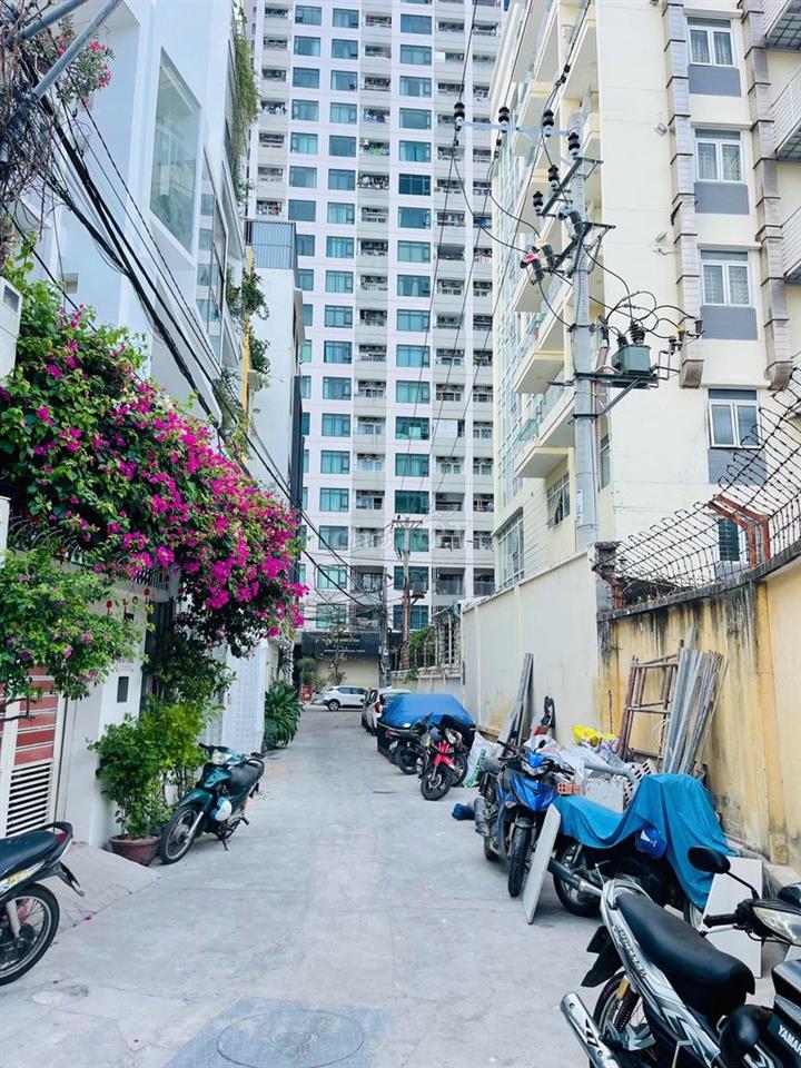 NHÀ 5 TẦNG VIEW BIỂN HÒN CHỒNG CHỈ 10,5 TỶ, ĐANG CHO THUÊ HOME STAY