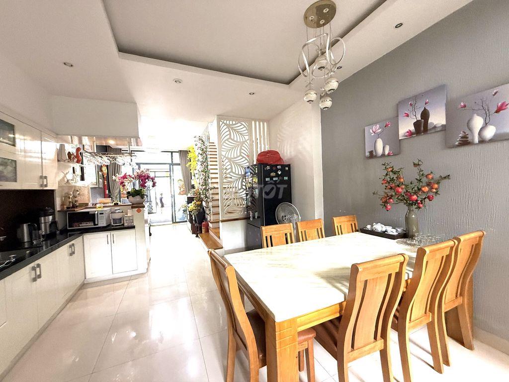 NHÀ 3,5 TẦNG DT 90M2 ĐƯỜNG TẠ XUÂN THU VCN PHƯỚC HẢI CHỈ 11 TỶ