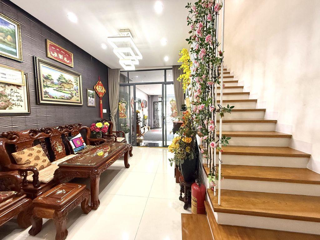 NHÀ 3,5 TẦNG DT 90M2 ĐƯỜNG TẠ XUÂN THU VCN PHƯỚC HẢI CHỈ 11 TỶ