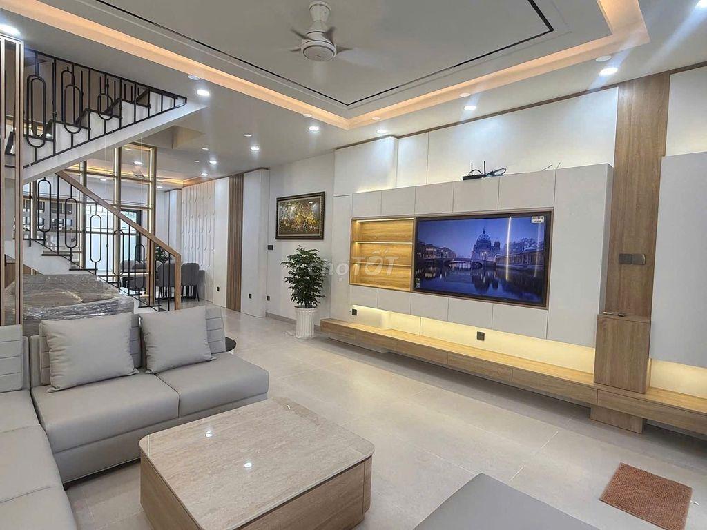NHÀ MỚI ĐẸP ĐẦU ĐƯỜNG 94 KĐT THÁI HƯNG MỸ GIA CHỈ 8,8 TỶ NỘI THẤT XỊN