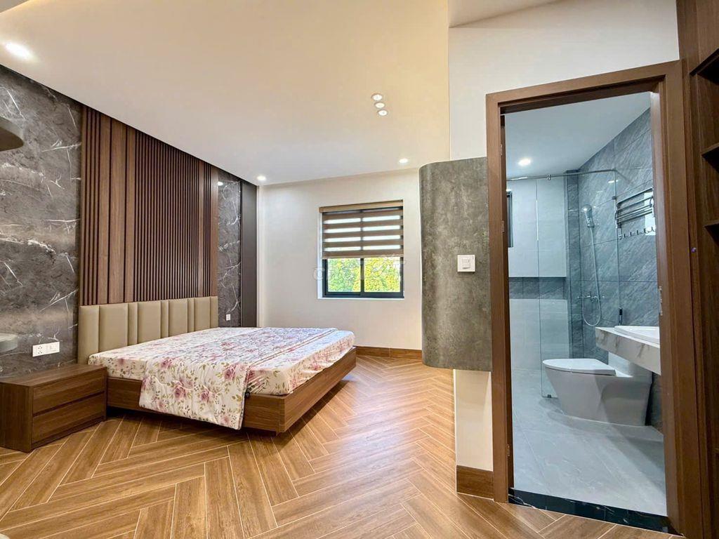 NHÀ MỚI ĐẸP THIẾT KẾ HIỆN ĐẠI CÓ THANG MÁY KĐT MỸ GIA THÁI HƯNG