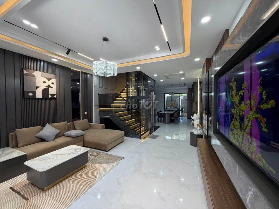 NHÀ MỚI ĐẸP THIẾT KẾ HIỆN ĐẠI CÓ THANG MÁY KĐT MỸ GIA THÁI HƯNG