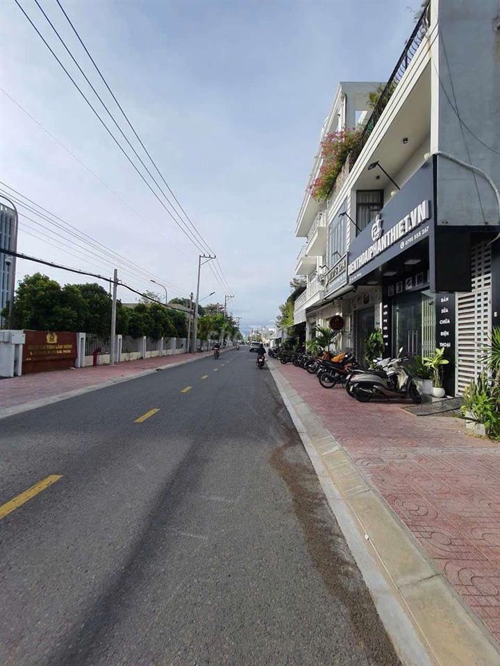 Đất Mặt Tiền Cao Thắng Gần Tượng Đài Chiến Thắng, Cách Biển Vài Phút