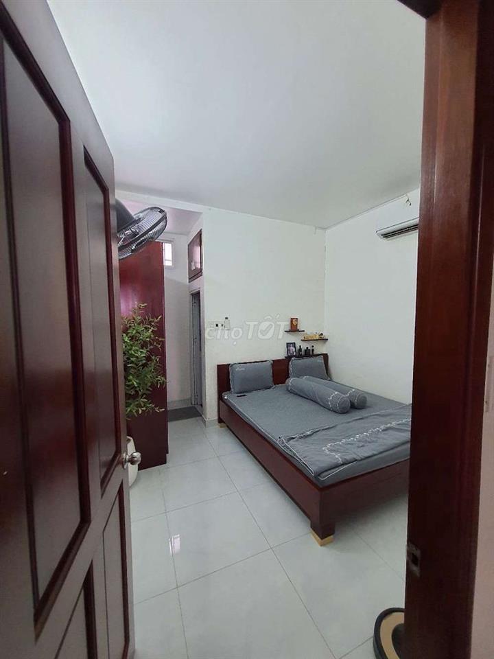 Bán Nhà Ng Công Hoan, P7, PN. Hẻm Ga Gác, Gần MT