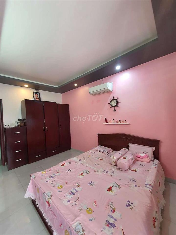 Bán Nhà Ng Công Hoan, P7, PN. Hẻm Ga Gác, Gần MT