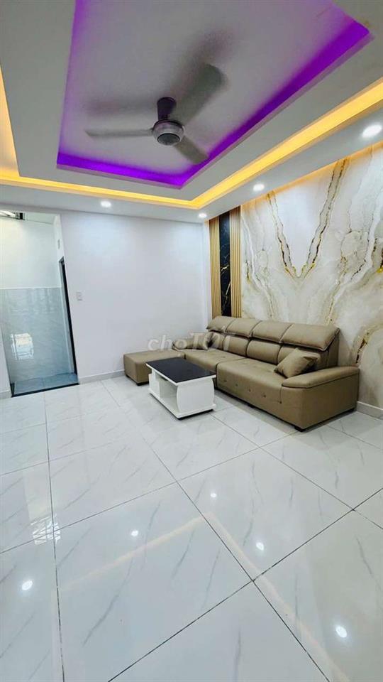Nhà chính chủ đường Lê Văn Quới: 4mx14m đúc 1 lửng 3 lầu