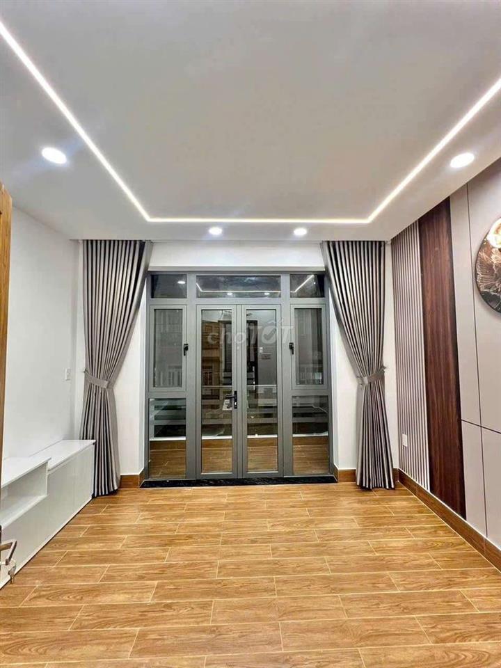 Nhà Bán đường Lê Văn Quới_ Mã Lò: 4mx13m đúc 1 lửng 3 lầu