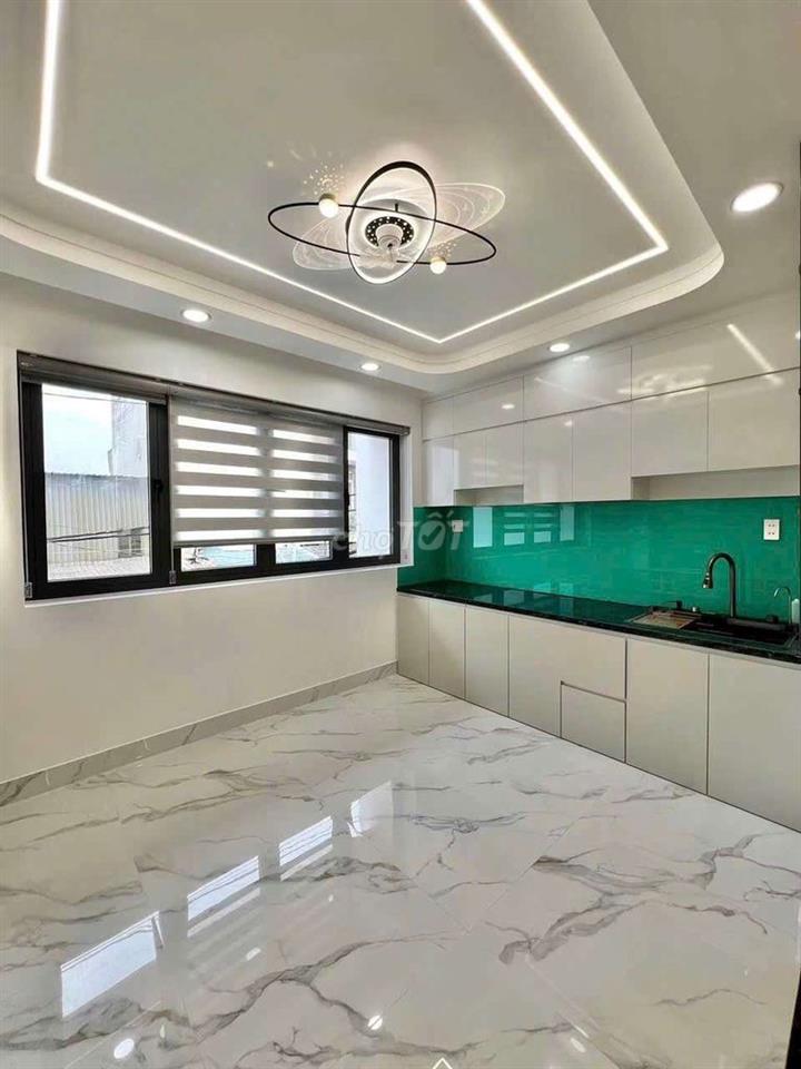 Nhà Bán đường Lê Văn Quới_ Mã Lò: 4mx13m đúc 1 lửng 3 lầu