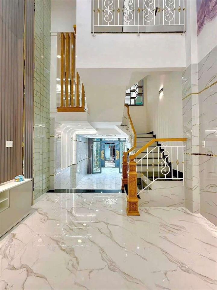 Nhà Bán đường Lê Văn Quới_ Mã Lò: 4mx13m đúc 1 lửng 3 lầu