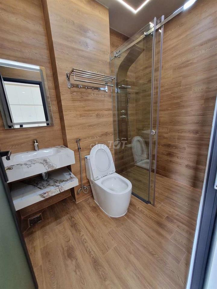 Bán Nhà full Nội Thất Tân Hòa Đông: 5mx16m 1 lửng 3 lầu, có thang máy