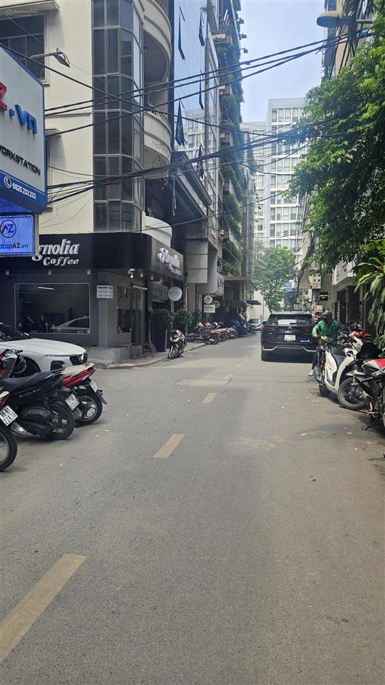 Cần bán căn nhà phố trúc khê 5 tầng dt 65m kinh doanh vỉa hè, mặt tiền 5,5m bán 27tỷ ngõ thông ô tô