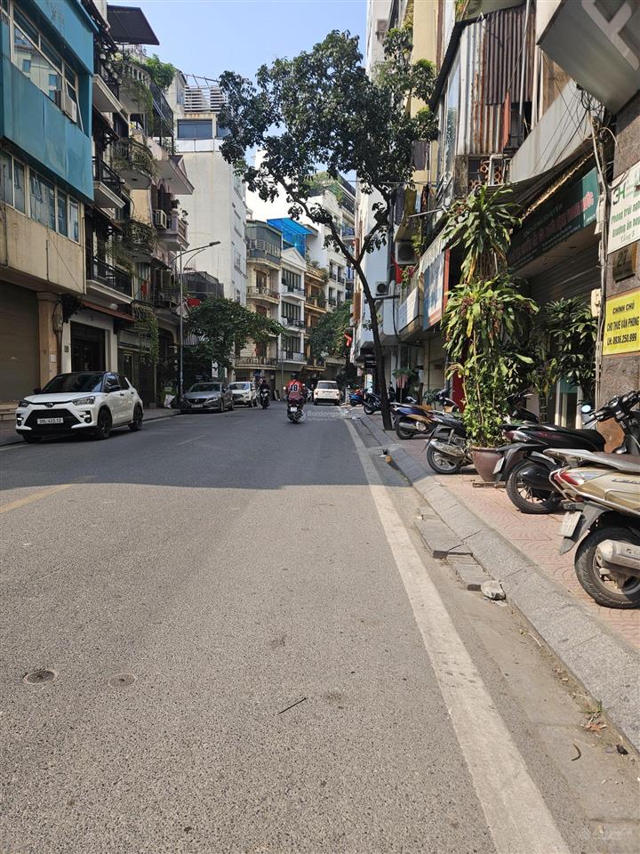 Bán nhà phố mai hắc đế gần 100m sẵn tòa khách sạn 7 tầng dòng tiền cao. hơn 90tỷ vị trí cực đẹp