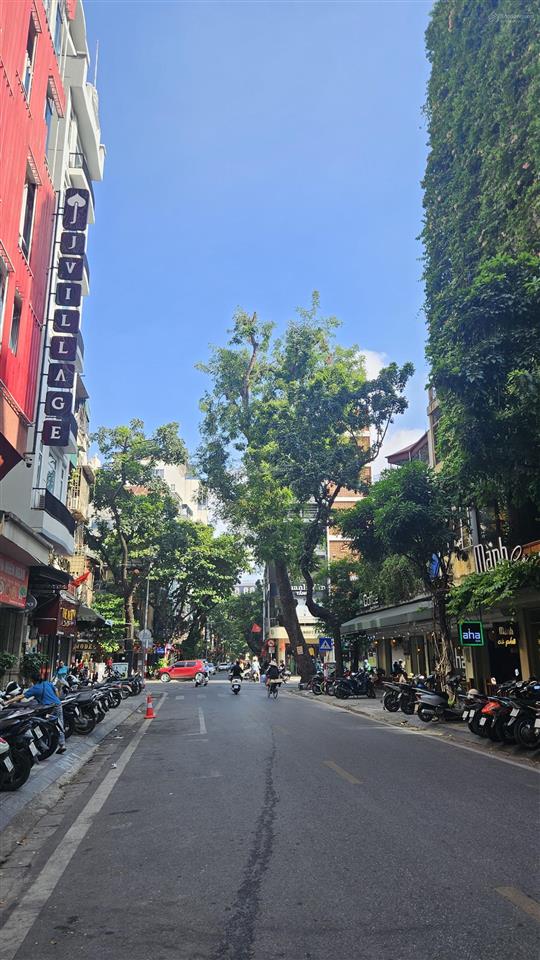Bán nhà mặt phố hai bà trưng, hòa mã 188m, 8t d.tiền gần 5tỷ/năm 1 sổ 1 chủ bán 900tr/m 0948 933 ***