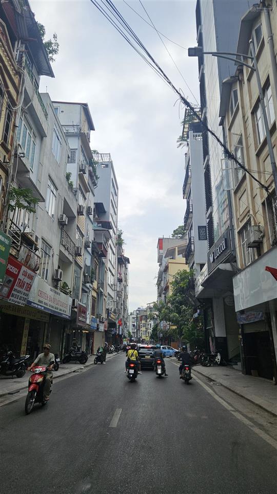 Bán nhà mặt phố p. cát linh 124m2, 9 tầng mặt tiền 10,5m lô góc 2 thoáng. hơn 500tr/m dòng tiền cao